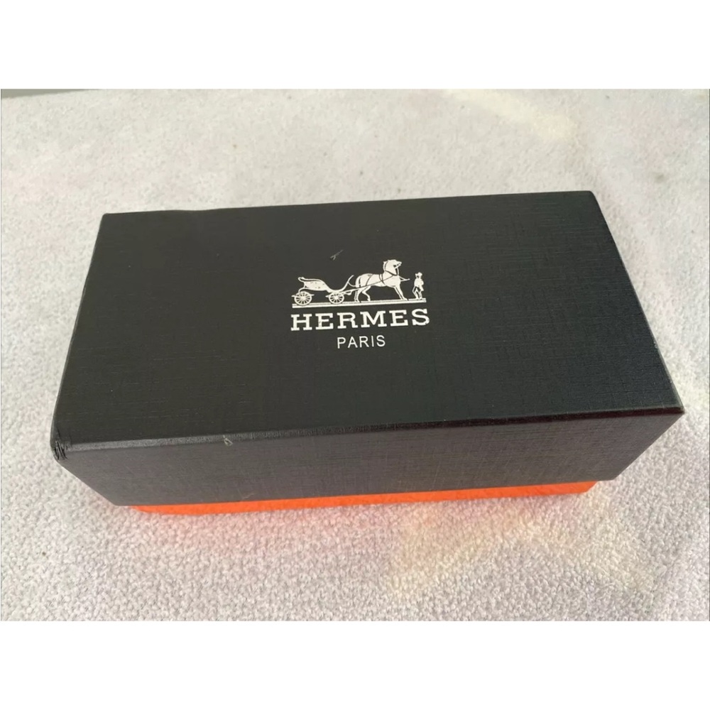Hermès Fashion Sunglasses with Orange Case - Picture 12 of 13